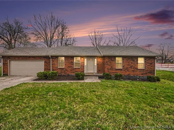 2906 Hamburg Pike, Jeffersonville, IN 47130