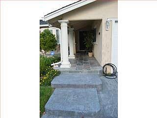 4th image of 220 Gregg Dr