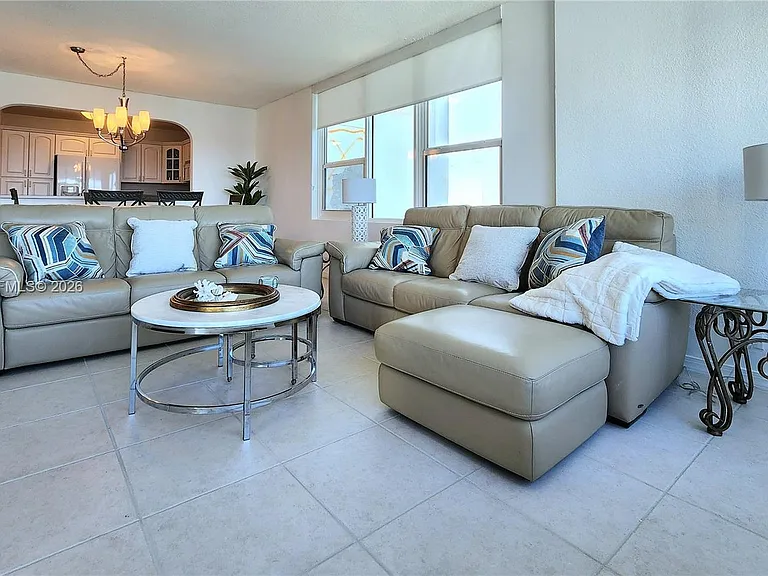 3505 S Ocean Dr #1406 — Photo 9