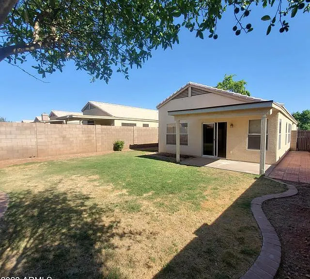 4739 E Desert Wind Dr — Photo 17