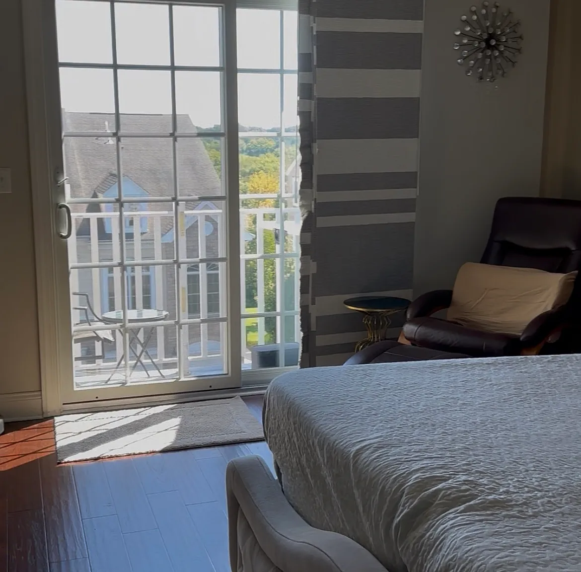 2 bed, 2.5 bath, 1900 sqft, $5,500 — Photo 1