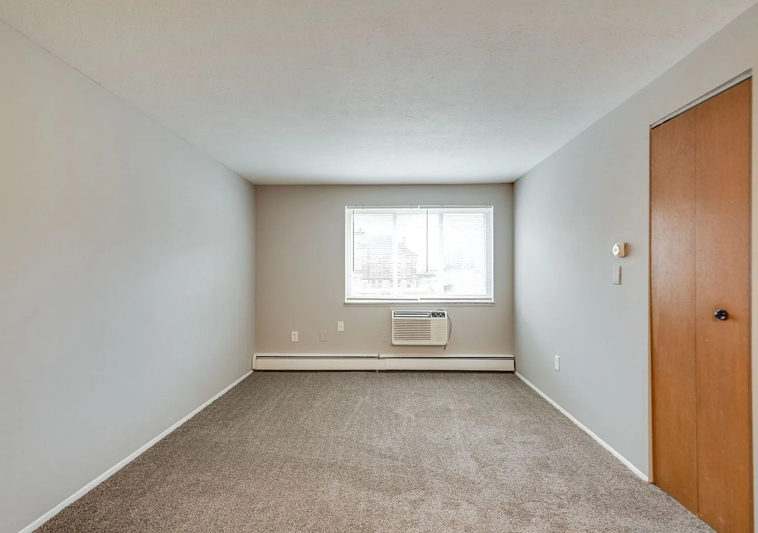 3003 Archwood Ave — Photo 3