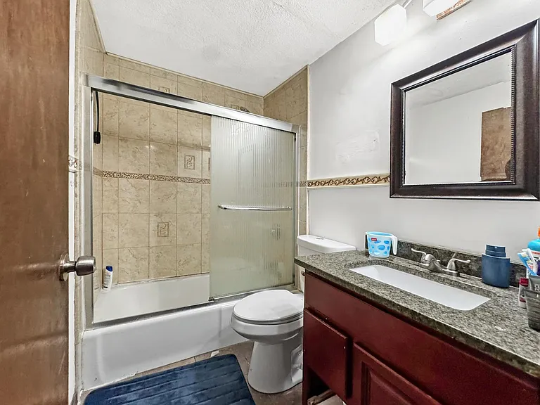 305 Riverside Ave #24 — Photo 9
