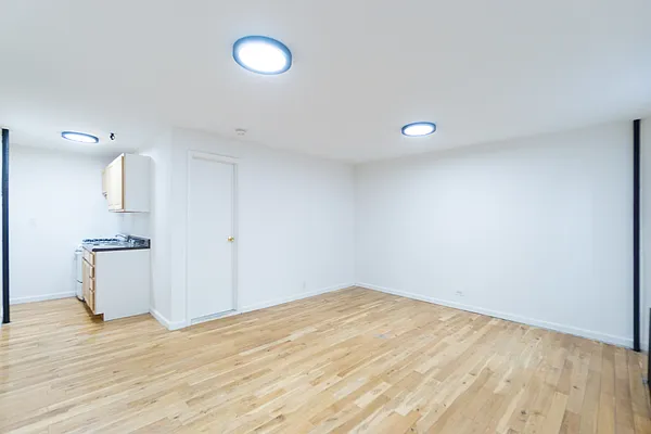 Rented by Compass | media 15