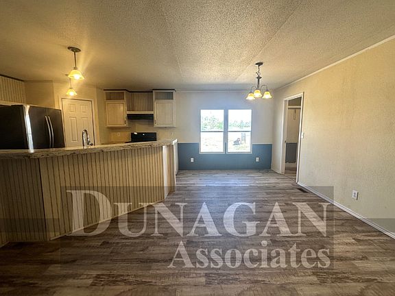 3rd image of 5002 Chaparalles Dr