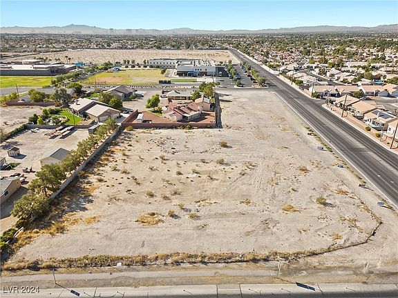 3rd image of Valley Drive & W Washburn