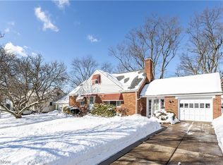 127 Wheelock Dr, Bedford, OH 44146