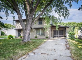 3717 W Karstens Dr #3717, Madison, WI 53704