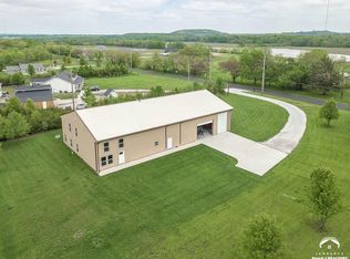 1005 E 1600 Rd, lawrence, KS 66046