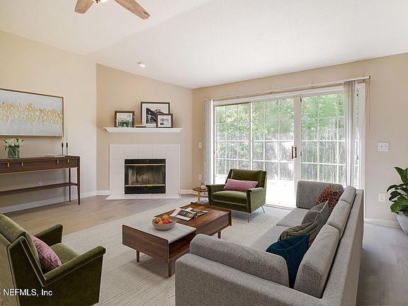 5th image of 177 SOUTHERN GROVE Drive