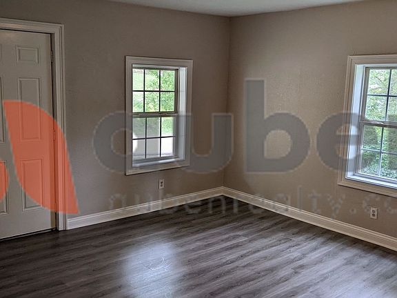 5th image of 110 Hogan Rd