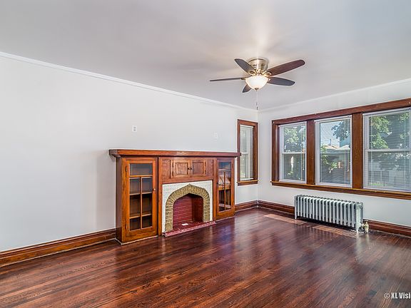 3rd image of 5115 W Bloomingdale Ave