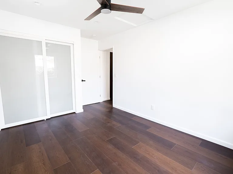 17352 Kingsbury St — Photo 9