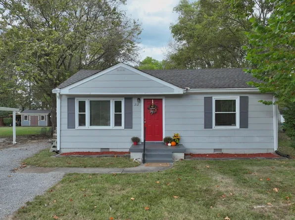 212 Nokes Dr, Hendersonville, TN 37075