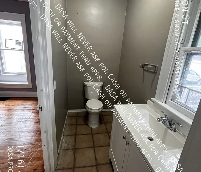 32 Stanton St — Photo 14