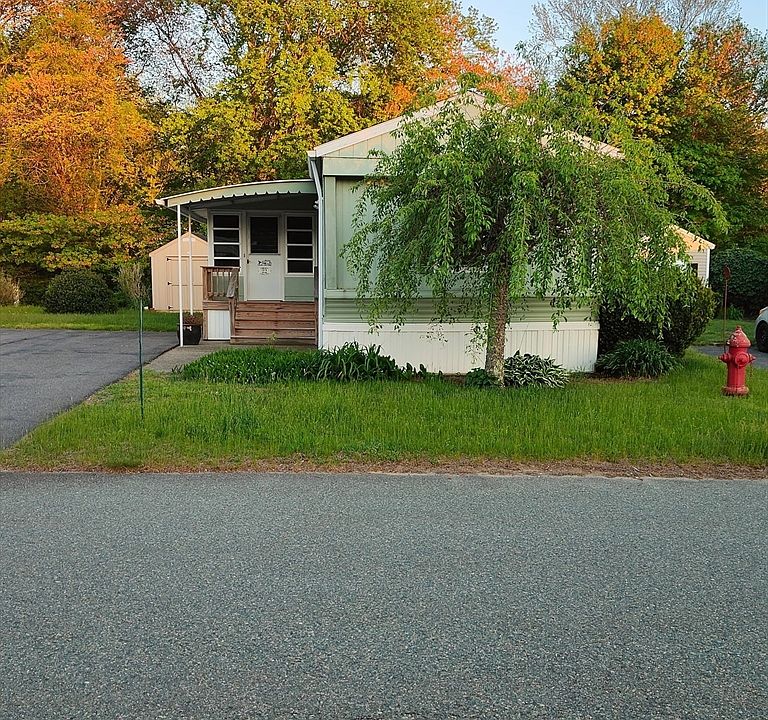 1st image of 22 Thayer Dr