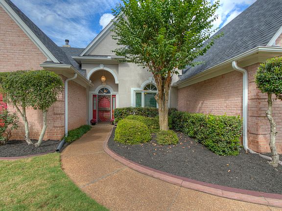 Welcome to your NEW HOME!