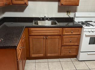 49 Leslie Pl, Irvington, NJ 07111