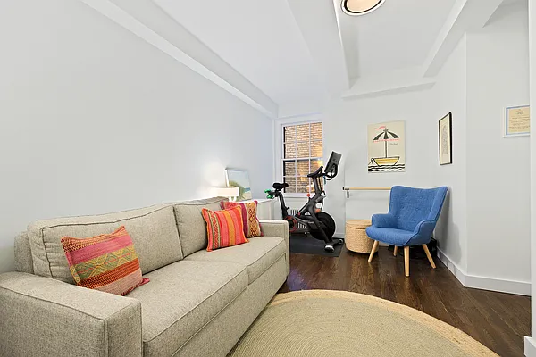 Sold by Compass | media 27