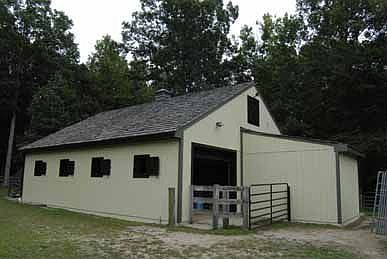 3 Stall Barn with full loft