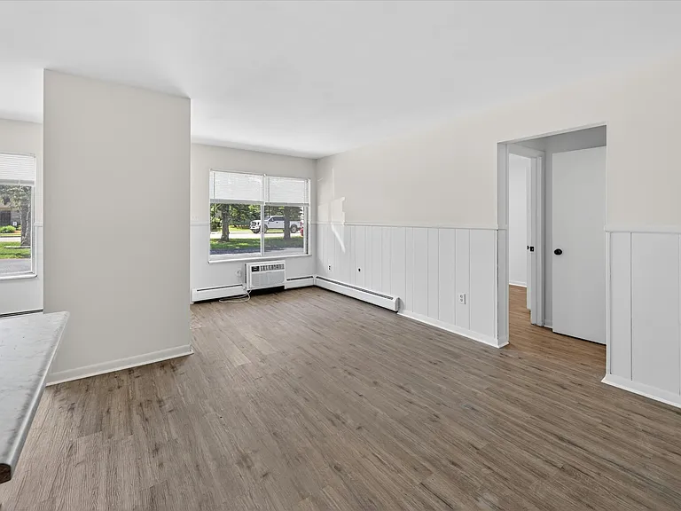 151 E McHattie St #2 — Photo 10