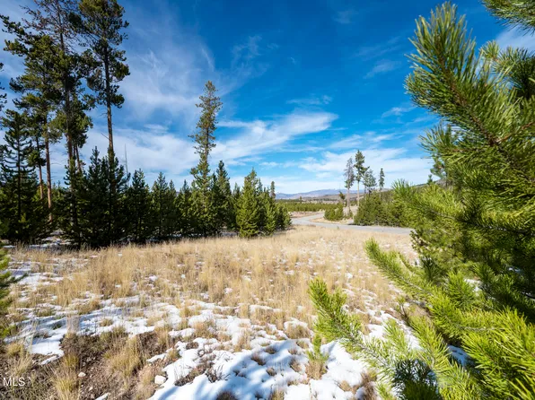 1952 Golf Course Circle, Tabernash, CO 80478