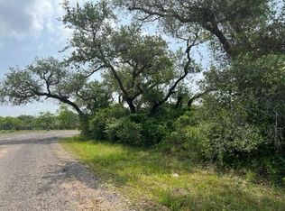 16-18 Poolside Dr, Rockport, TX 78382