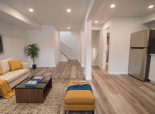 12 Nottingham Ct, Welland, ON L3C5X5