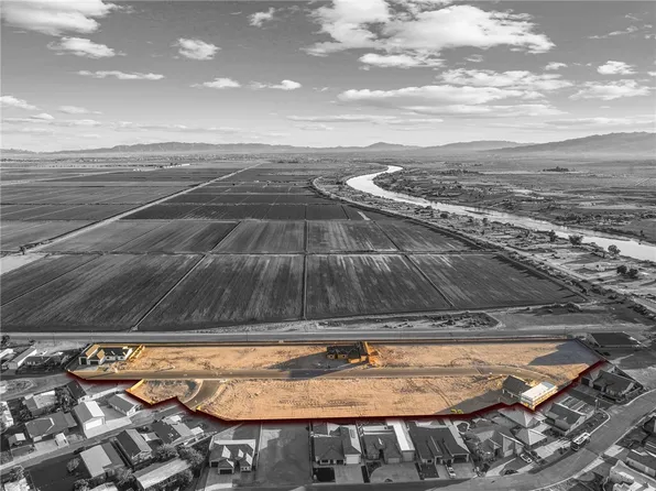 544 E Border Ln, Mohave Valley, AZ 86440