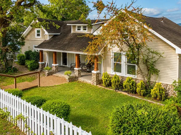 549 S Crest Rd, Chattanooga, TN 37404
