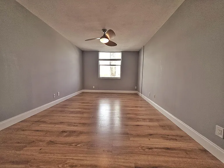 1341 SE 3rd Ave #307 — Photo 16
