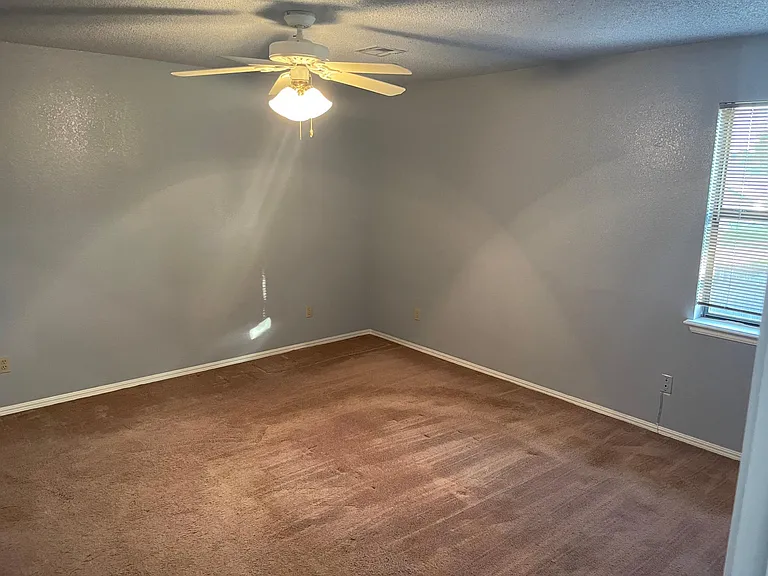 7003 Pebble Ln — Photo 2