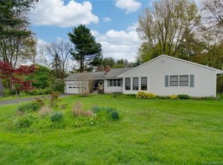 41 Eastview Dr, Windsor, CT 06095