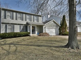 1117 Barrath Place Ct, Florissant, MO 63031