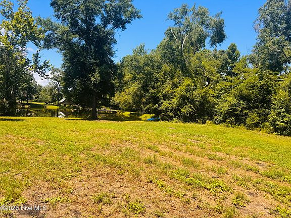 3rd image of 1042 Lake Cadeli Road