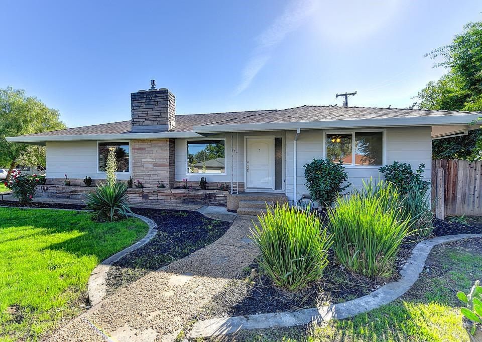 1st image of 556 Darrough Dr
