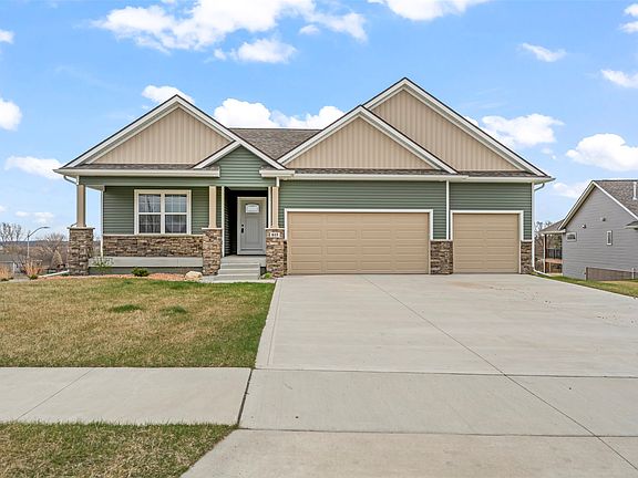2nd image of 815 Fawn Ct