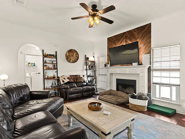4129 Fawn Dr — Photo 3