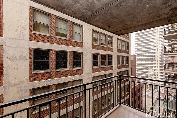 Rented by Mirador Real Estate | media 44