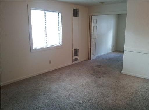 3rd image of 872 Tanager St Unit 52