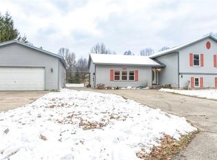 6265 Lincoln St, Allendale, MI 49401