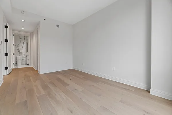 Rented by REAL New York | media 4