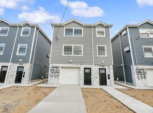 156 Beach 26th St, Far Rockaway, NY 11691