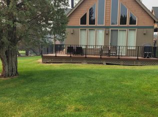 8921 Cliff Swallow Dr, Redmond, OR 97756