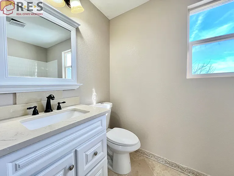 7775 Grant St — Photo 7
