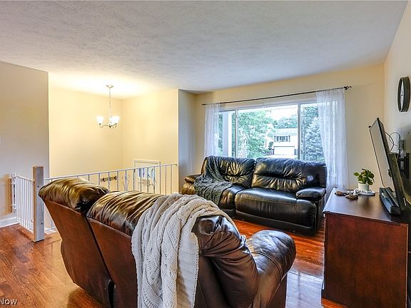 5th image of 9381 Monticello Dr