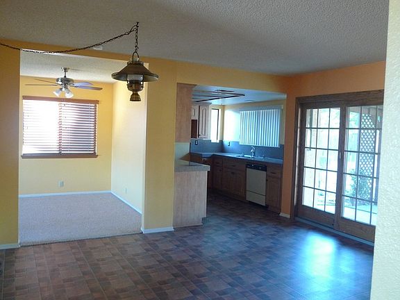 3rd image of 18459 Westlawn St