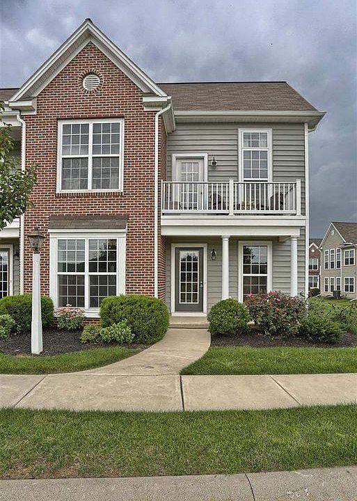 1st image of 733 Stag Ct