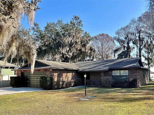 12255 Virginia Dr, Leesburg, FL 34788