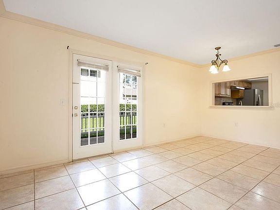 5th image of 2616 E Pine St